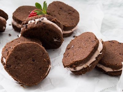 Cocoa Shortbread Sandwich Cookies with Strawberry-Mascarpone Filling